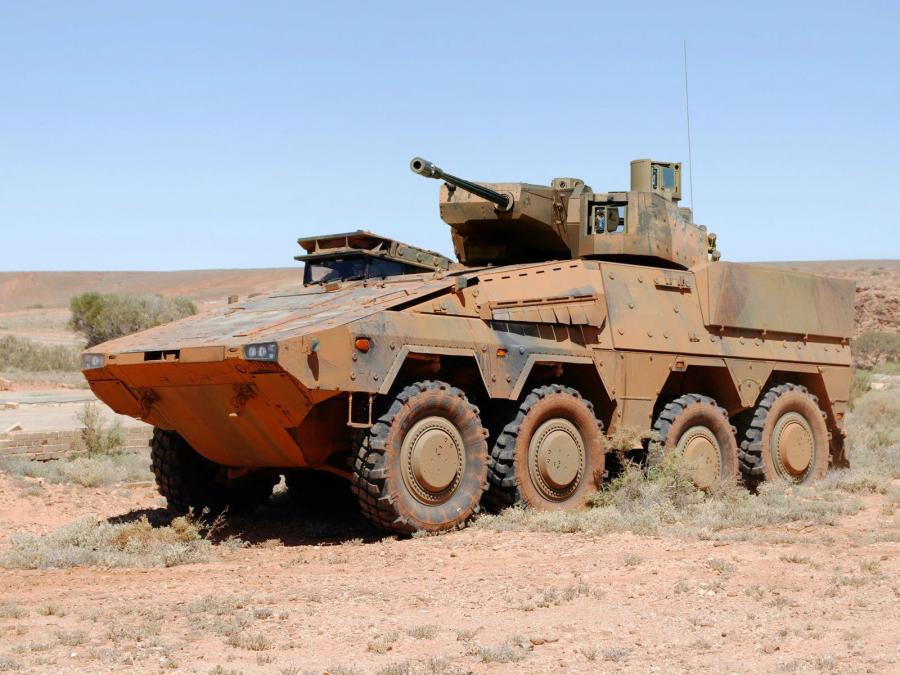  KMW ARTEC Boxer 8x8 IFV 2010 года  (фото 2 из 2)